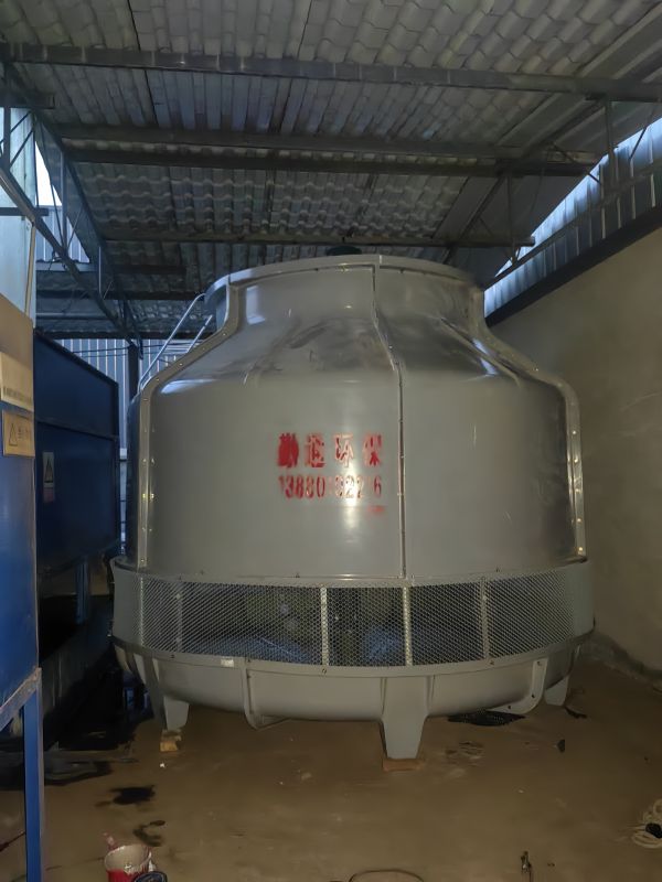 广安<strong>200t玻璃钢冷却塔</strong>